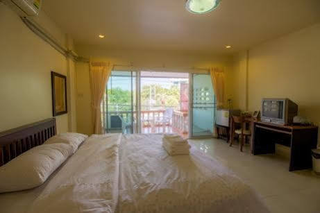 Hk Residence HHQ Extérieur photo